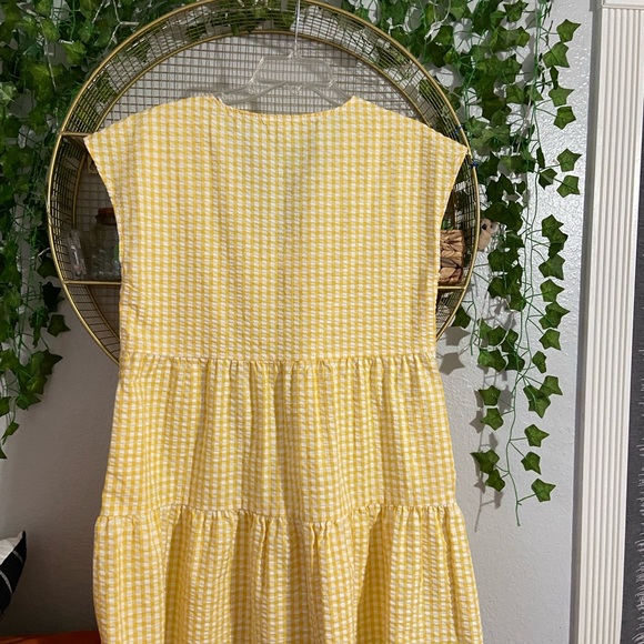 - Yellow and white checkered dress from Time and true. Women size 4-6 small - Picture 3 of 3